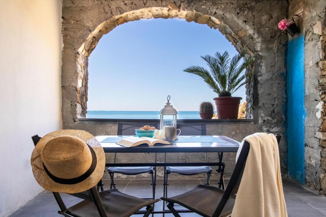 L'Incanto Divino Di Fronte Solo L'Orizzonte! Riomaggiore Bagian luar foto
