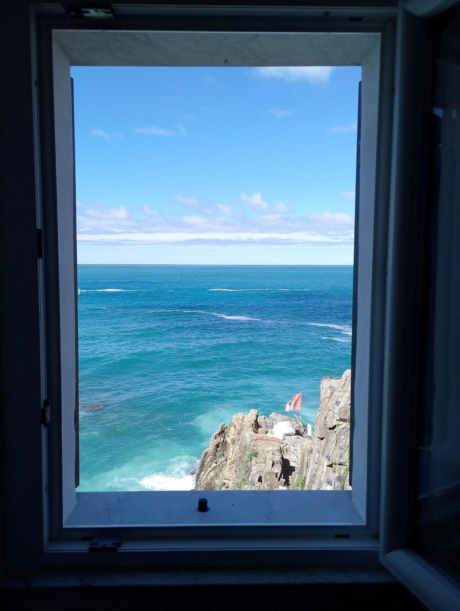 L'Incanto Divino Di Fronte Solo L'Orizzonte! Riomaggiore Bagian luar foto