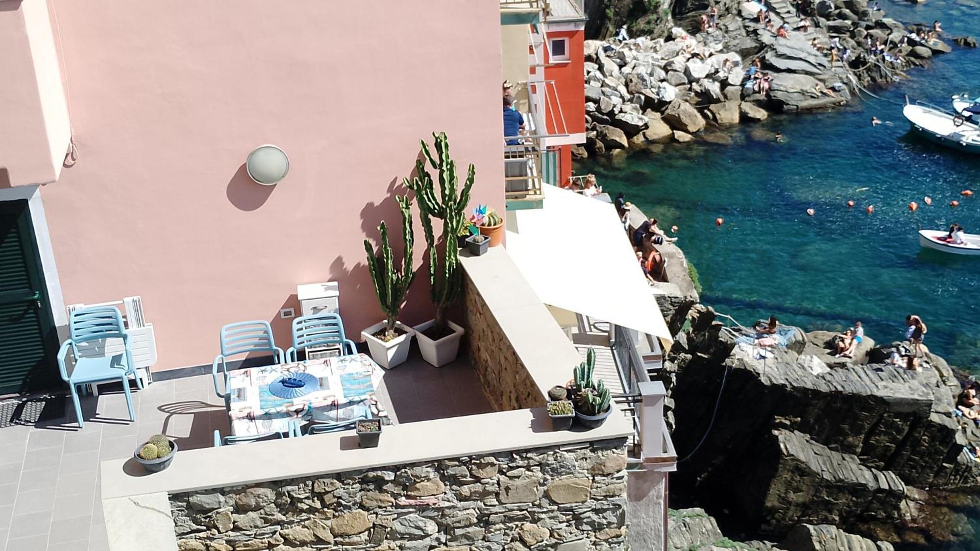 L'Incanto Divino Di Fronte Solo L'Orizzonte! Riomaggiore Bagian luar foto